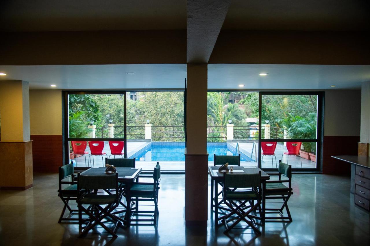 Amazinn Villa Лонавала Экстерьер фото